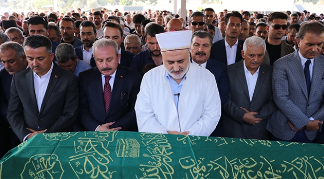 Sarıeroğlu’nun babası toprağa verildi