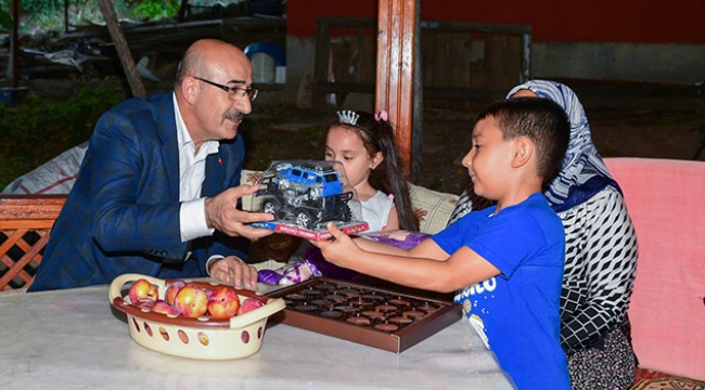 Şehit ailesine bayram ziyareti