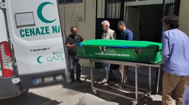 Yalnız yaşayan yaşlı adam evinde ölü bulundu