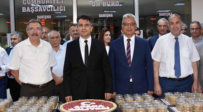 Adana Adliyesi’nde geleneksel Aşure Günü