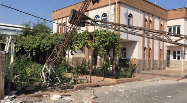 Adana'da korkunç kaza: 3 ölü, 1 yaralı