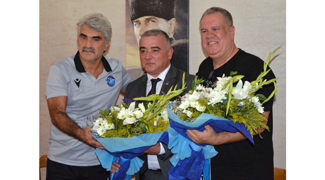 Adana derbisi öncesi teknik direktörler bir araya geldi