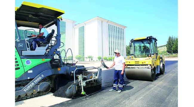 Adana’nın dört bir yanı asfaltla buluşuyor