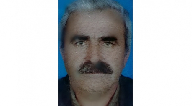 Çalıştırmak istediği traktörün altında can verdi