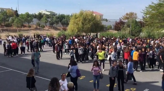 Deprem nedeniyle bazı okullar boşaltıldı