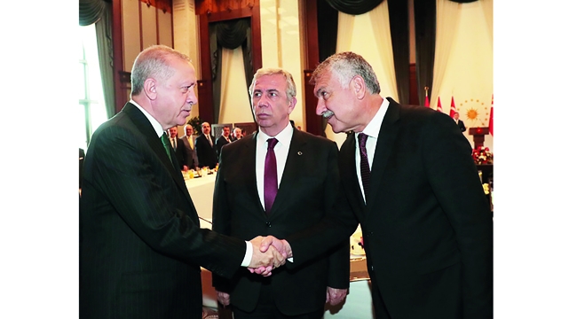 Karalar Saray'da