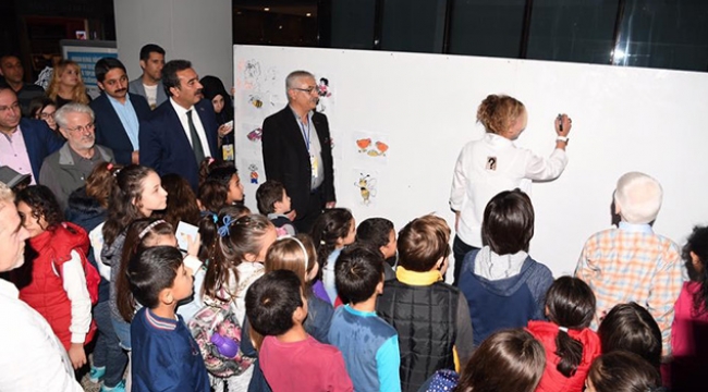 Karikatür Kitabında yerinizi alın