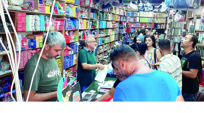Kırtasiyecilerde büyük hareketlilik  