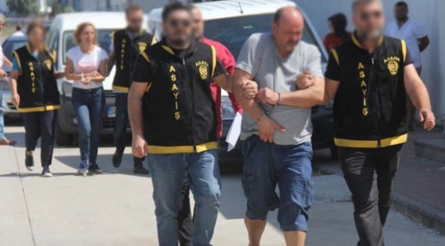 Kocasını sevgilisine öldürttü 13 yıl maaşını yedi