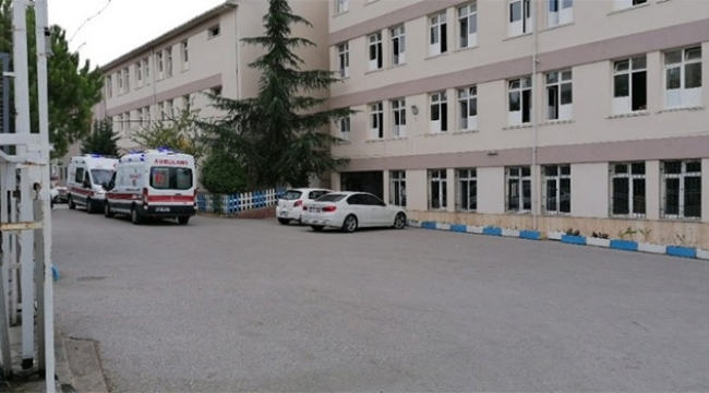 Lise öğrencileri çiğ köfteden zehirlendi