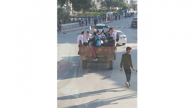 öğrencilerle tehlikeli yolculuk