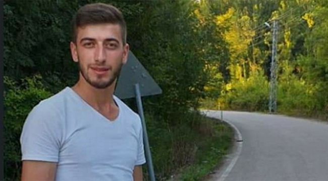 Park halindeki traktör romörküne çarpan genç hayatın ı kaybetti