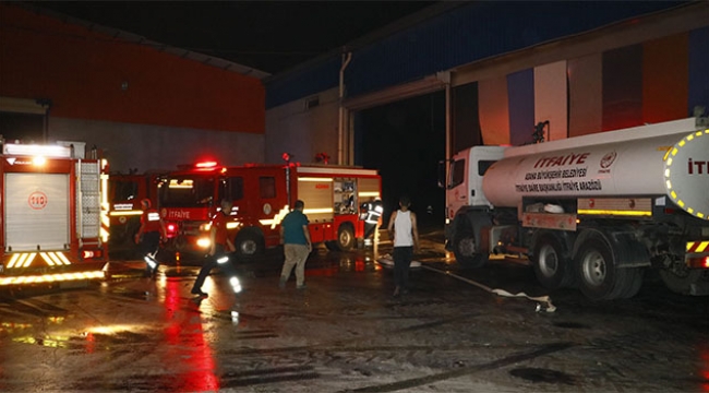 Adana’da plastik fabrikasında yangın