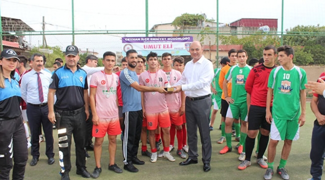 Altı Ocak Mesleki ve Teknik Anadolu Lisesi şampiyon