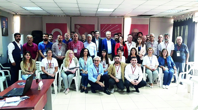 CHP üyelerine temel siyasi eğitim