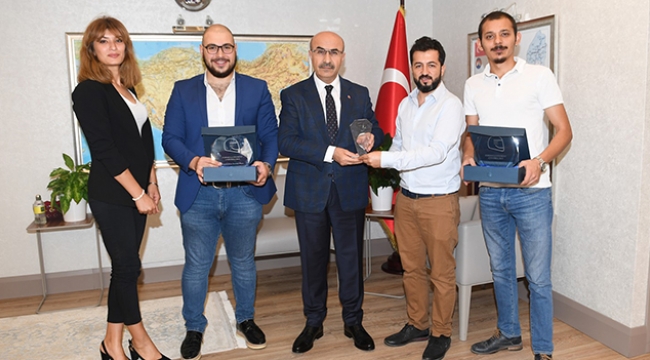 Çukurova Racing Takımı’ndan  Vali Mahmut Demirtaş’a ziyaret