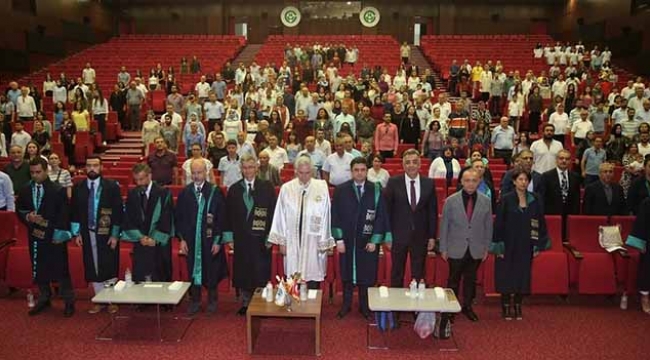Diş Hekimliği Fakültesi yeni mezunlarını uğurladı