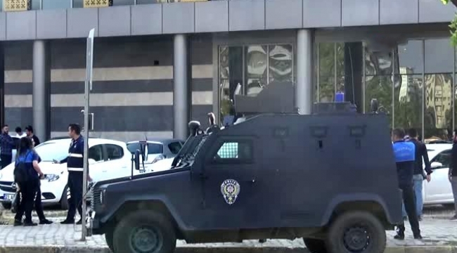 Dört belediye başkanına terör operasyonu ve gözaltı