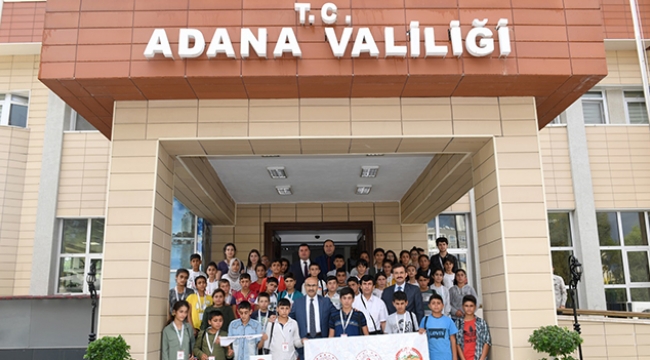 Vali Demirtaş, Şanlıurfalı  öğrencilere ev sahipliği yaptı