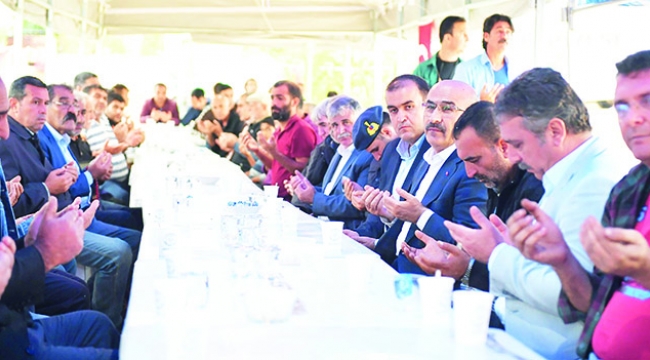 Vali Demirtaş, şehit Türkel’in ailesine taziye ziyaretinde bulundu