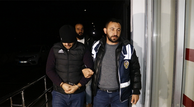 3 ilde FETÖ operasyonu: 23 gözaltı