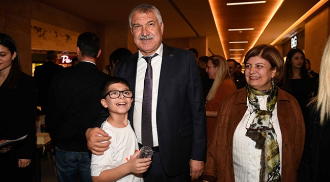 'Kadın medeniyet ışığıdır'