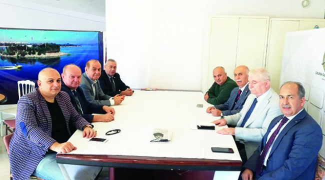 Parmaksız ÇGC'de dostları ile buluştu