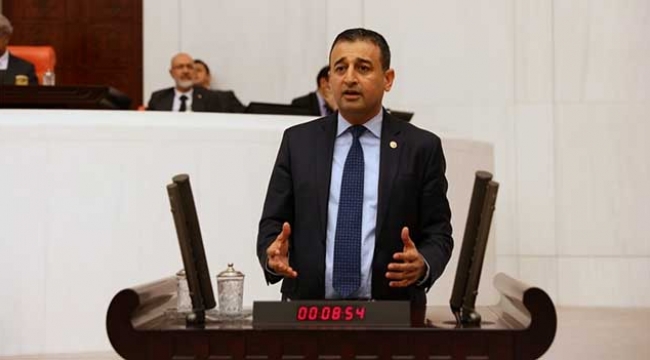 'Saray’ın müteahhitlerinden  1 lira vergi alıyor musunuz?'