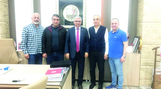 'Seyhan Kızılay takdire şayan çalışmalar yapıyor'