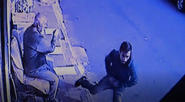 Tokalaşma bahanesiyle kapkaç yaptı