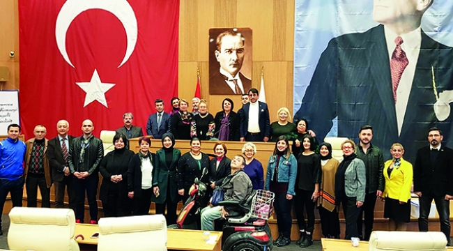 Çukurova Kent Konseyi Engelli Meclisi Başkanı Nilgün Taşkınlar