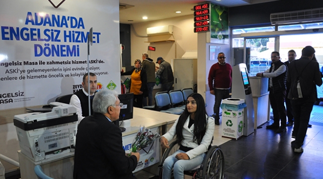 Engelsiz Masa’da engelli  vatandaşa hizmet ve çiçek