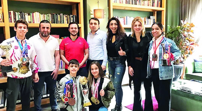 Gökhan Gündoğdu’ya Milli forma verdiler