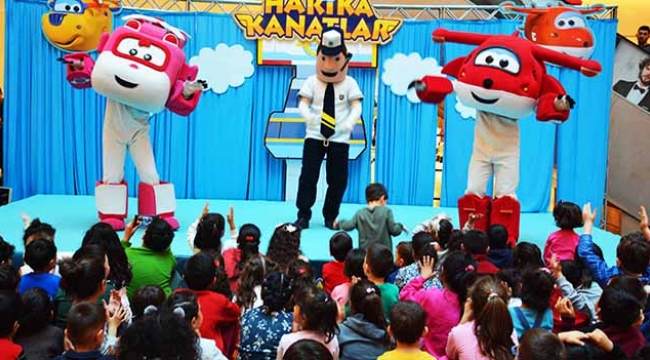 "Harika Kanatlar" minik ziyaretçilerle tanıştı
