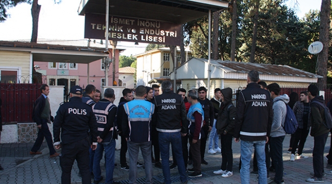 Okul önlerinde sıkı denetim