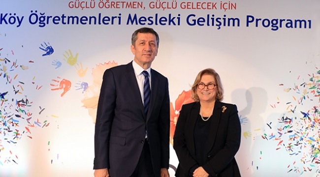 Ziya Selçuk: “Köy okulları ülkemizin yüreği, kalbi ve geleceğidir”