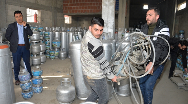 Adana'da kaçak tüp ele geçirildi
