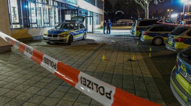 Bıçakla polise saldıran Türk öldürüldü