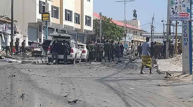 Bomba yüklü araç patladı