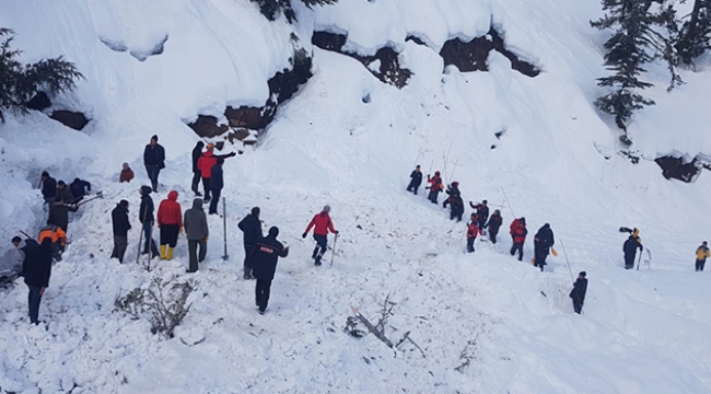 Çığ 2 can aldı