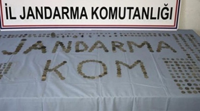 Durdurulan kargo aracından bin 314 tarihi eser çıktı