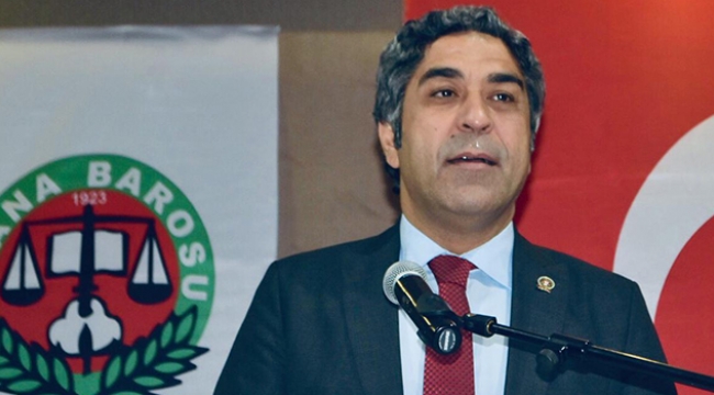 ‘İşsiz avukatlar mezun ediliyor’