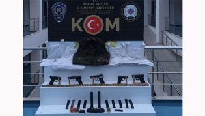 Kanlı saldırıyı polis önledi evden cephanelik çıktı
