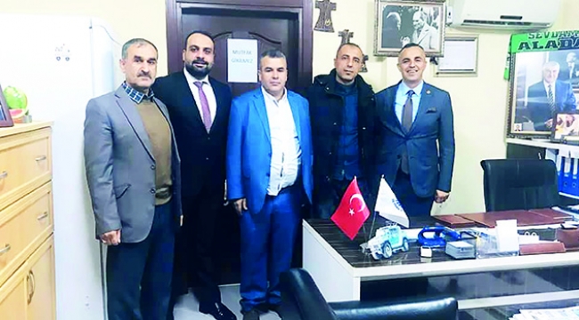 'Kimsesizlerin çığlığı olmak için buradayız'