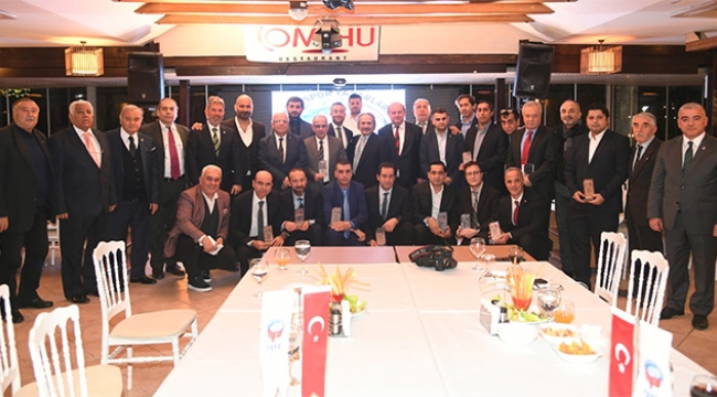Maraton Başarı Ödülleri’nde 13 isim plaketlerini törenle aldı
