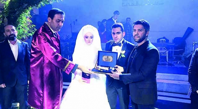 Merve-Velit bekarlığa veda etti