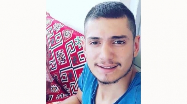 Motosiklet yoldan çıkıp bahçe duvarına çarptı 1 ölü, 1 yaralı