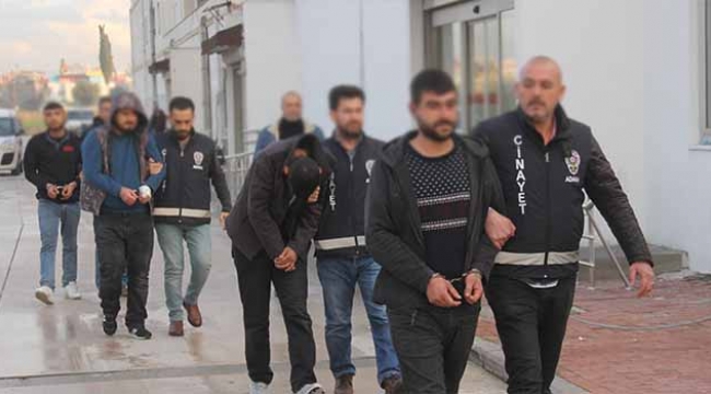Polise ateş eden sokak çetesi yakayı ele verdi