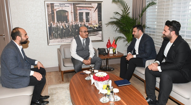 Vali Demirtaş, TÜGVA yönetimini kabul etti