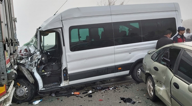 Zincirleme trafik kazası